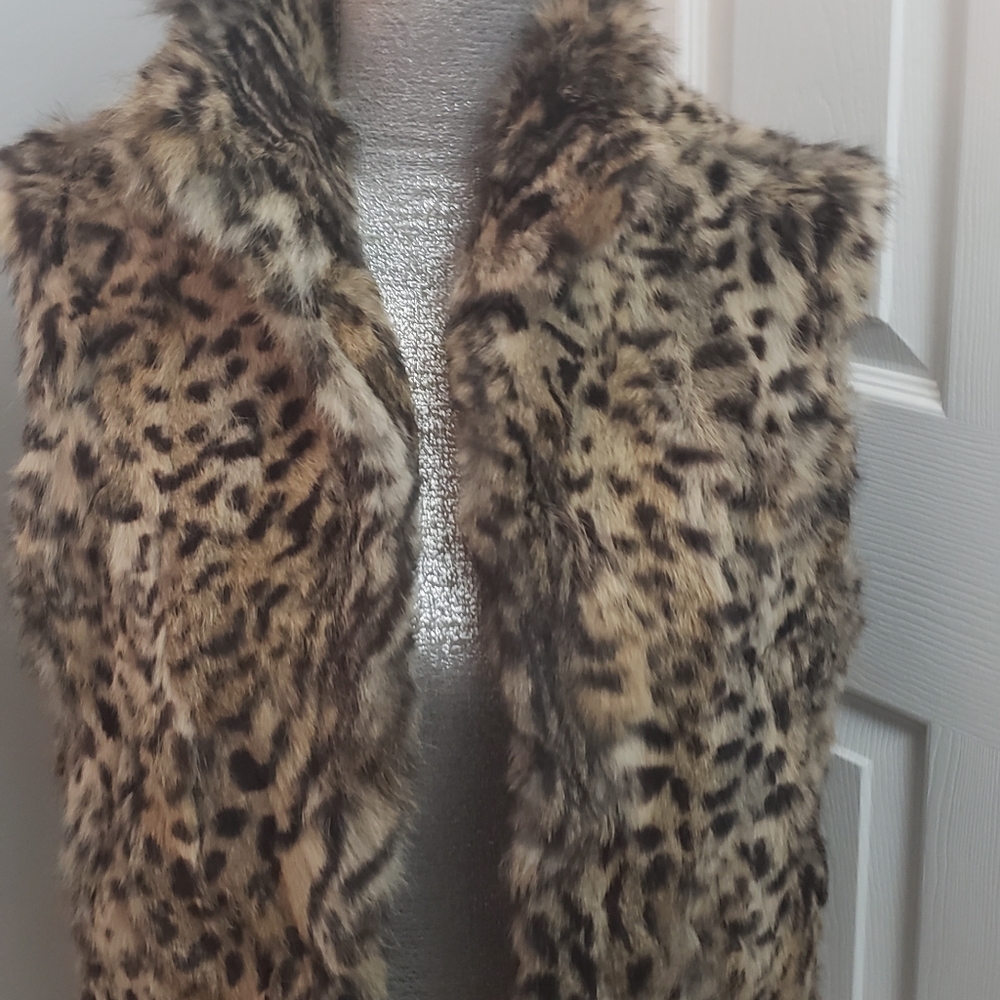 Sale Adrienne Landau Animal Print Vest - Picture 8 of 12